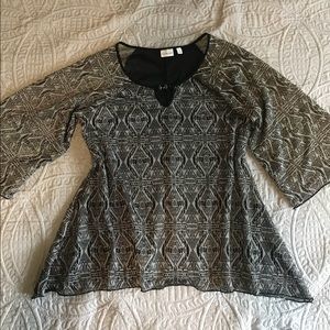 Black and White Kim Rogers blouse